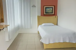 Oceanic Lodge - Room