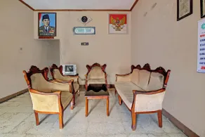 SPOT ON 92763 Hotel Melati Sukoasih - Reception