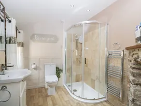 Caner Bach Lodge - Baño