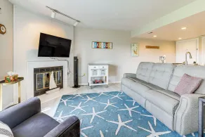 Bernard's Landing Condo - Includes Linens! - Interni