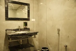 The Platinum Boutique Inn Hotel - Bathroom