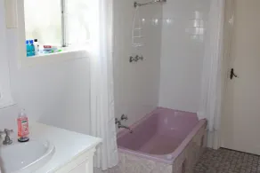 Archery Road Estate - Bathroom
