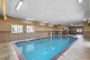 Best Western Plus Altoona Inn - Pool