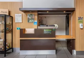 Hôtel B&B Quimper Sud - Réception