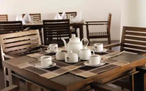 Hotel Tamarind Tree - Restaurant