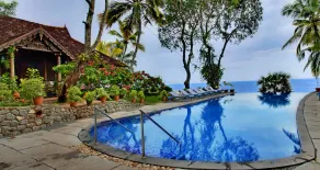 Somatheeram Ayurveda village - Pool