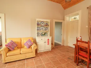 Newtown East - Interior