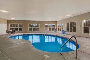 Red Roof Inn & Suites Knoxville East - Piscine