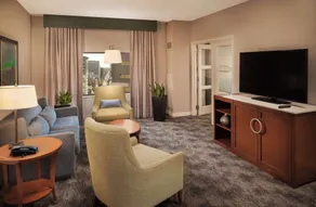 Hilton Lexington/Downtown - Vue de la chambre