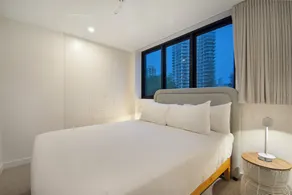 The Shores Surfers Paradise Apartments - Chambre