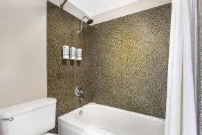 Best Western Pier Point Inn - Salle de bain