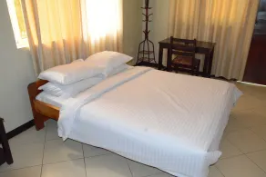 Keys Hotel Mbokomu Branch - Room