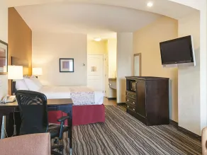 La Quinta by Wyndham Slidell - North Shore Area - Rum