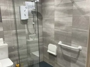 The Bungalow - Bathroom