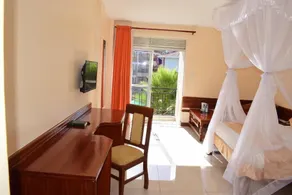 Meru Slopes Hotel - Room