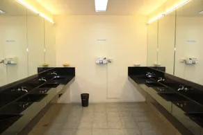 Mang Ben Dormitory - Bathroom