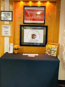 EastGate Inn - Lobby