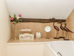 Little London - Bathroom