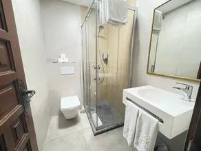 YIT Puerta Bisagra - Badezimmer