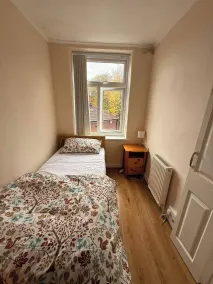 3bedroom Entire House in Stockport Town Manchester - Værelse