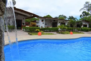 Piedras Blancas Lodge - Pool