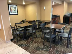 SureStay by Best Western Salem - Restaurant