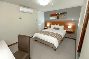 SM Hotel - Room