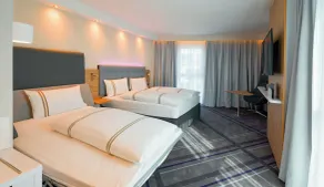 Premier Inn Mannheim City Centre - Room
