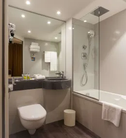 Hôtel Kyriad Rennes Centre - Salle de bain