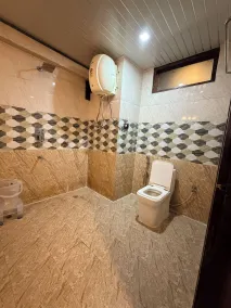 Hotel Green Tara by Trippers Club - Baño