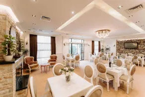 Golden Hotel - Restaurant