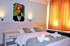 Native Hotel - Room