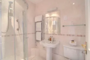Potters Mooring Guest House - Bathroom