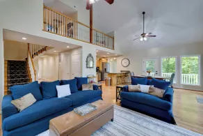 Waterfront Hartfield Vacation Rental w/ Dock! - Interiør