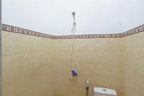 OYO 94851 Watulumpang 1 Guest House - Bathroom