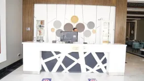 Clowzer Hotel- فندق كلاوزر - Lobby