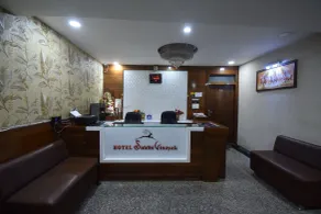 Super Collection O Kampoo Tiraha Road Formerly Siddhi Vinayak - Reception