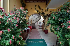 Eleni Apartments - Réception