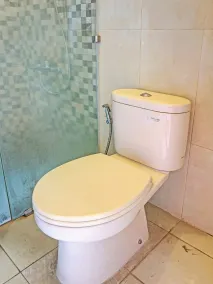 Hotel O Sumpil Syariah - Bathroom