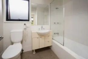 Harbourside Terraces - Bathroom