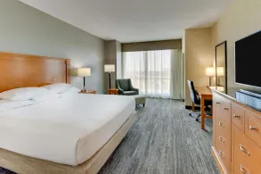 Drury Inn & Suites Orlando near Universal Orlando Resort - Habitación