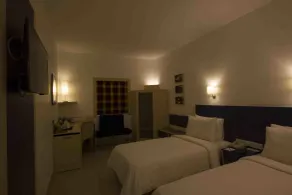 Kalyan Grand - a business hotel - Zimmer