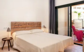 Ona Hacienda del Alamo Apartments - Room