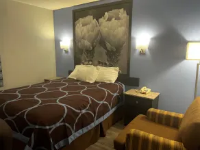 Super 8 by Wyndham Cleveland TX - Rum
