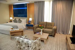Almansour Suites Hotel Doha - Værelse
