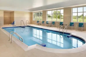 TownePlace Suites by Marriott Milwaukee Grafton - Pool