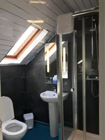 Cassandra Guest House - Baño