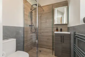 Willow Cottage - Bathroom
