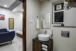 KDS Residency Hotel and Banquet - Bathroom