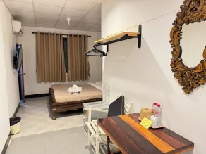 Collection O Khu Mueang near Tha Phae Gate formerly Lai Thai Guesthouse - Chambre